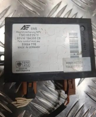 Volkswagen Sharan Immobilizer control unit/module 7M0953257F
