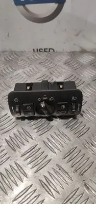 Volvo V70 Light switch 30739415