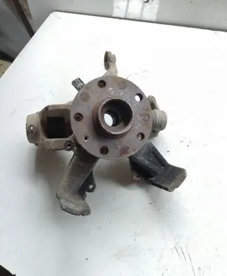Volkswagen Golf VI Front wheel hub spindle knuckle