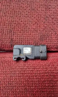 Renault Megane I Air pressure sensor 7700101762
