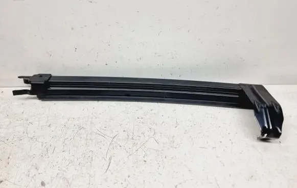 Renault Arkana Front door windshield rail 802262248R