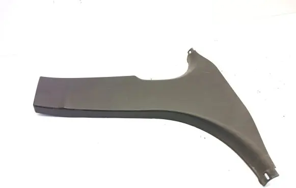 (B) pillar trim (bottom)