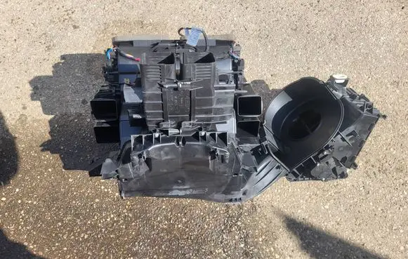 BMW X5 F15 Interior heater climate box assembly 9289355