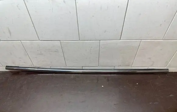 Rear door trim (molding)