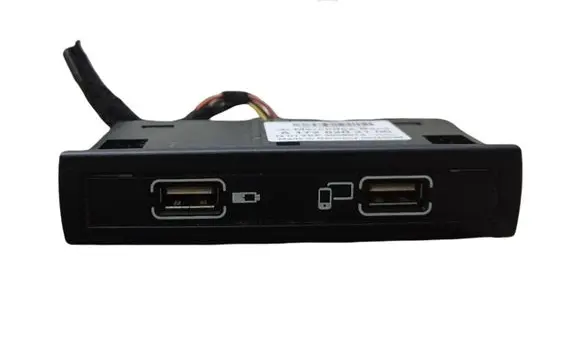 Mercedes-Benz A W176 USB socket connector A1728202100 00455298 3008916