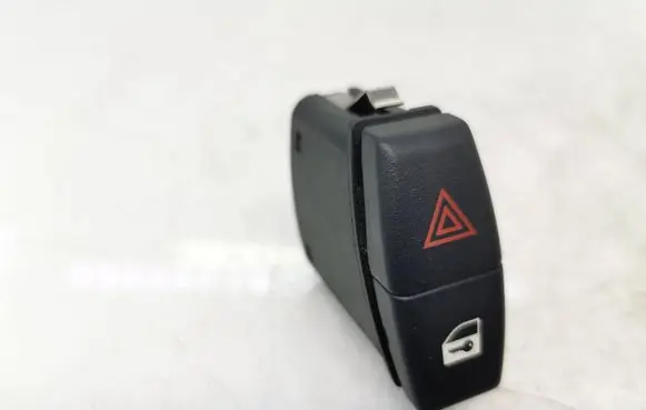 BMW X5 E70 Hazard light switch 6919506 6131691950606 549519500
