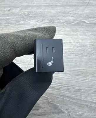 Volkswagen Amarok Seat heating switch 2H0963563D 2H0963563