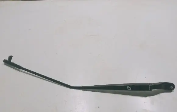 Mazda 3 I Front wiper blade arm