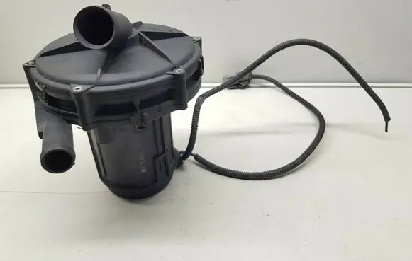 Volvo S40, V40 Secondary air pump 30808802