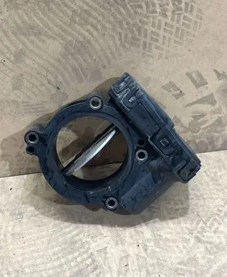 Mercedes-Benz C AMG W204 Throttle valve A6510900370 DK0040 0280750564