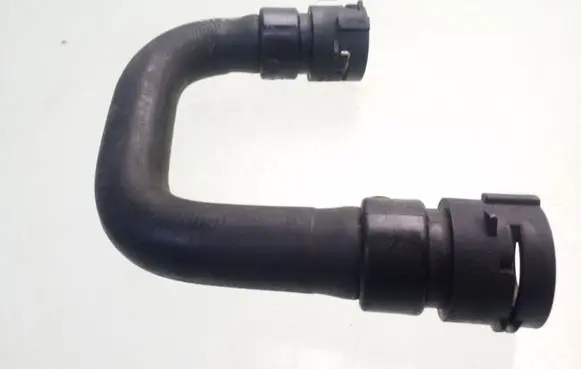 Land Rover Discovery Sport Engine coolant pipe/hose GJ328B159AA