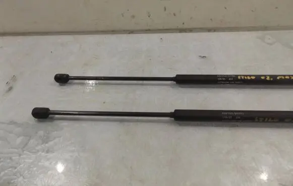 Fiat Stilo Front bonnet/hood damper/strut