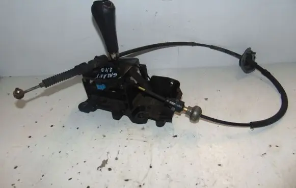 Mitsubishi Galant Gear shifter/selector MR196701