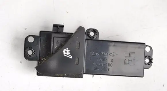KIA Sportage Seat heating switch 93340-3W900WK