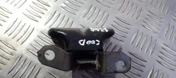 KIA Ceed Front door upper hinge
