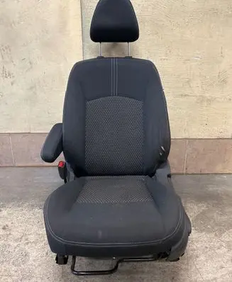 Nissan Note (E12) Front driver seat 