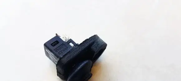 Nissan Qashqai+2 Front door sensor 