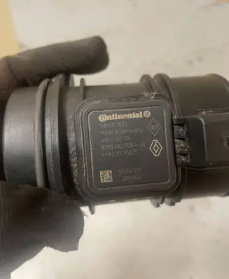 Renault Scenic III - Grand scenic III Mass air flow meter 8200682558 5WK97021 H8200702517