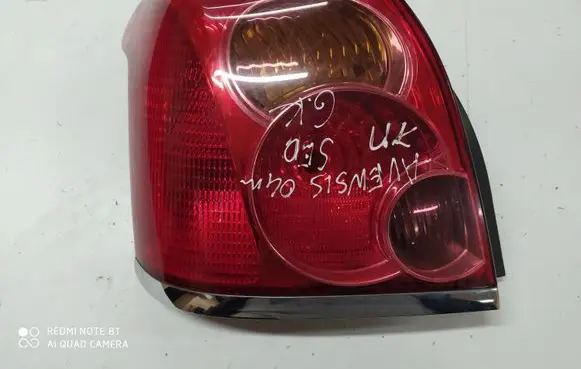 Toyota Avensis T250 Rear/tail lights 89030186