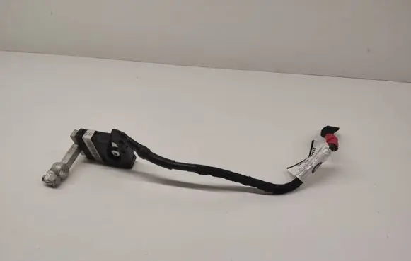 Positive cable (battery)
