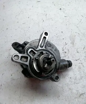 Volvo S80 Vacuum pump 30731825