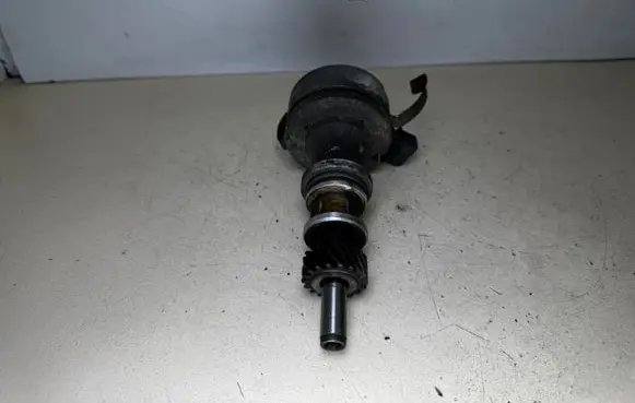 Ford Sierra Spark distributor 85HF12100DA 0237520009