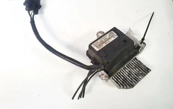 Volkswagen Phaeton Coolant fan relay 3D0959453F 28905001531