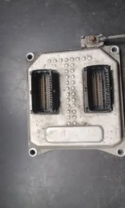Opel Zafira B Engine control unit/module 55568735 0012117502