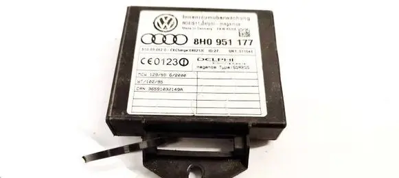 Audi A4 S4 B6 8E 8H Alarm control unit/module 8H0951177