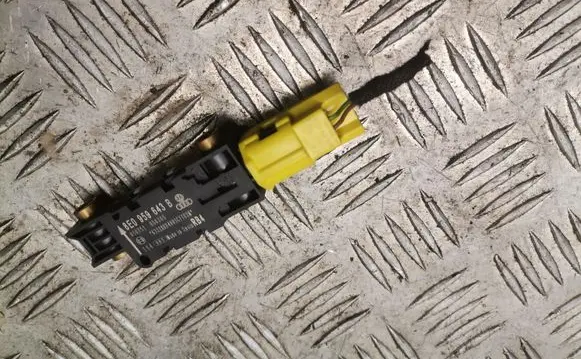 Audi A4 S4 B7 8E 8H Airbag deployment crash/impact sensor 8e0959643b