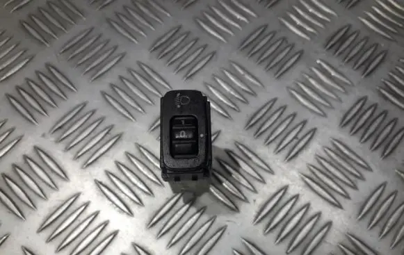 Mitsubishi Outlander Headlight level height control switch