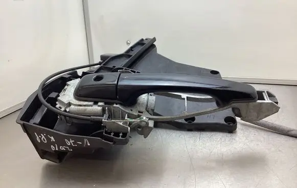 Volvo V70 Front door exterior handle 983049 30661072