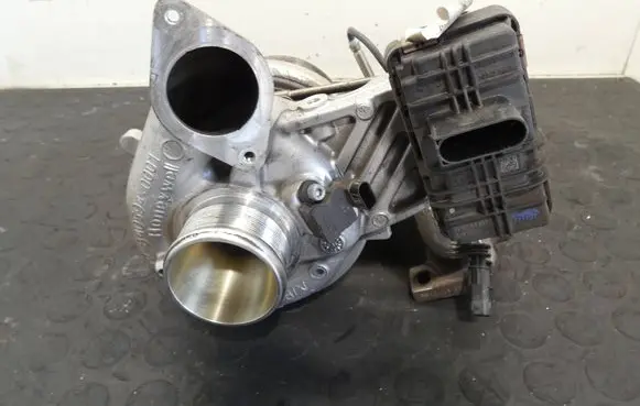 Alfa Romeo Stelvio Turbo 55278618