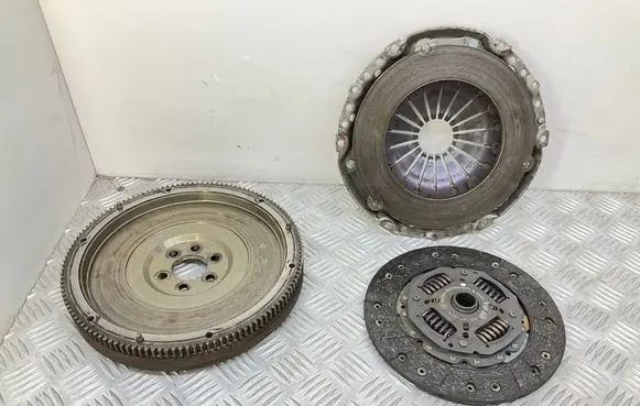 Skoda Superb B6 (3T) Clutch set kit 03L141025Q 03L141032A