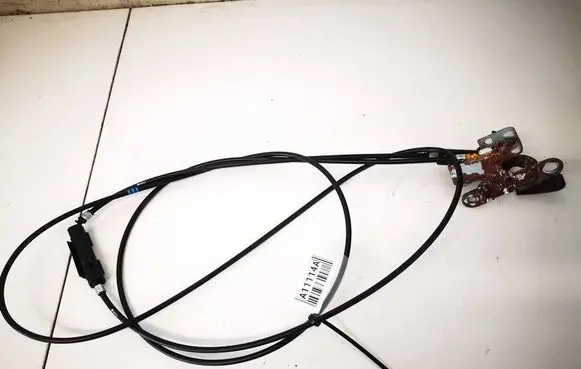Mazda 2 Fuel tank opening switch 