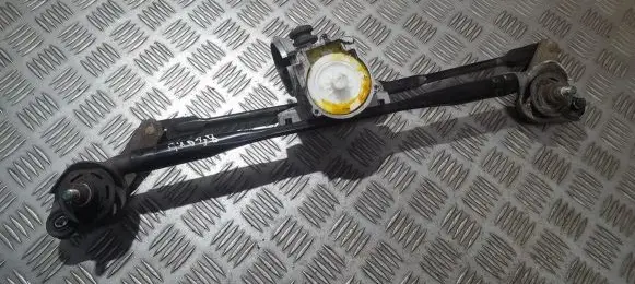 Hyundai Santa Fe Front wiper linkage and motor