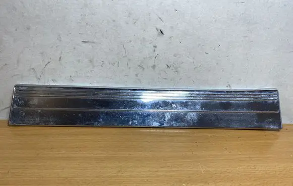 Mercedes-Benz CLS C219 sill trim set (inner) A2196800435 C3860