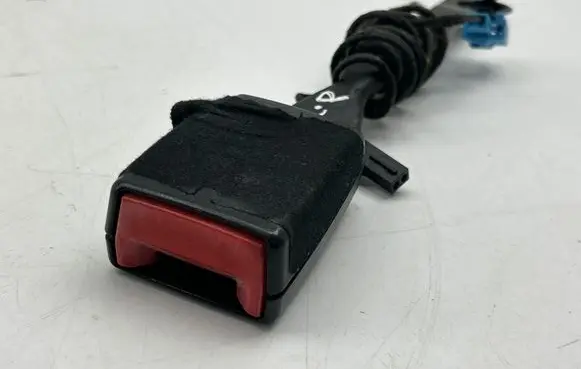 Volkswagen Tiguan Front seatbelt buckle 5N0857756F 34026038