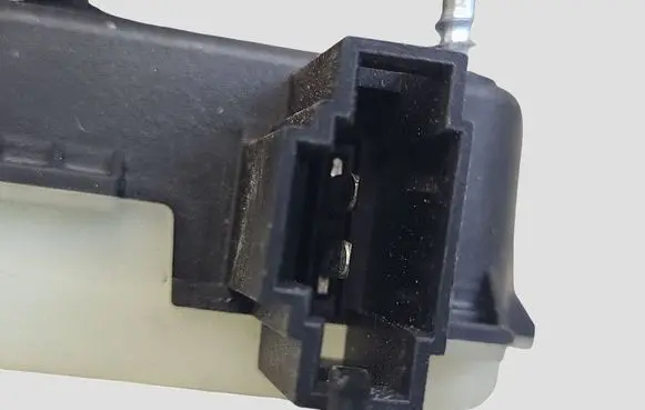 Skoda Octavia Mk2 (1Z) Fuel tank cap lock motor 1Z0810773 754673