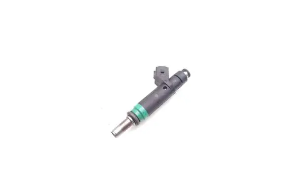 BMW 5 E60 E61 Fuel injector 7525721