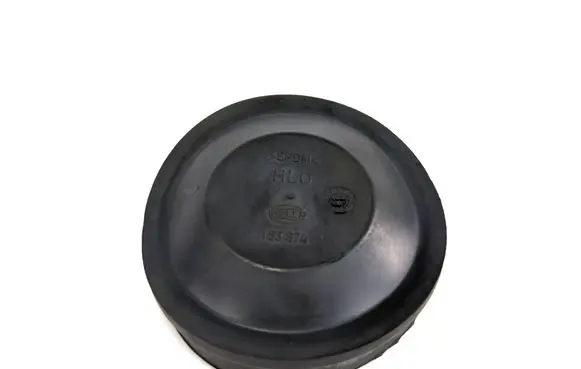 Volkswagen Golf V Headlight/headlamp dust cover 153874