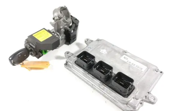 Honda Civic Engine ECU kit and lock set 37820-RSP-R02