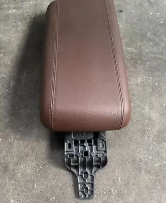 Alfa Romeo Stelvio Armrest 01561484120