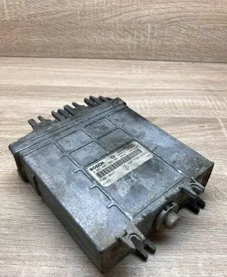 Renault Scenic I Engine control unit/module ECU 7700110647 0281001809