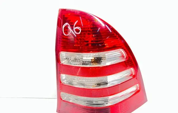 Mercedes-Benz C W203 Rear/tail lights 2038202464