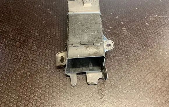 BMW 7 F01 F02 F03 F04 Brake cooling air channel/duct 7184156 22793115