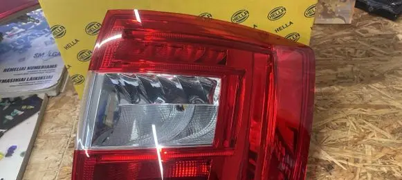 Skoda Octavia Mk3 (5E) Rear/tail lights 66416642 1090041 2VP35481804