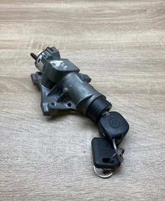 Audi A4 S4 B5 8D Ignition lock 4D0905851A