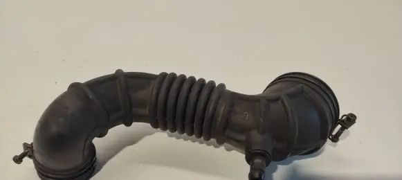KIA Sorento Turbo air intake inlet pipe/hose 281303E210