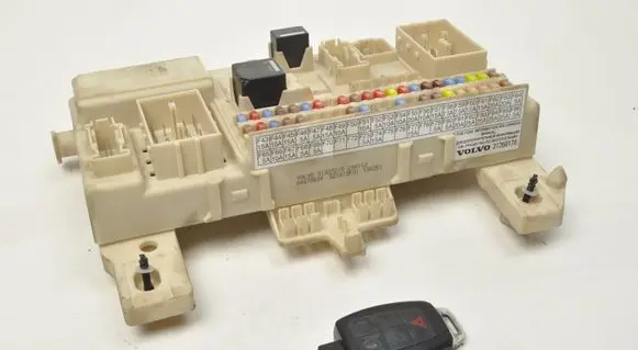 Volvo S40 Fuse box set 31327215